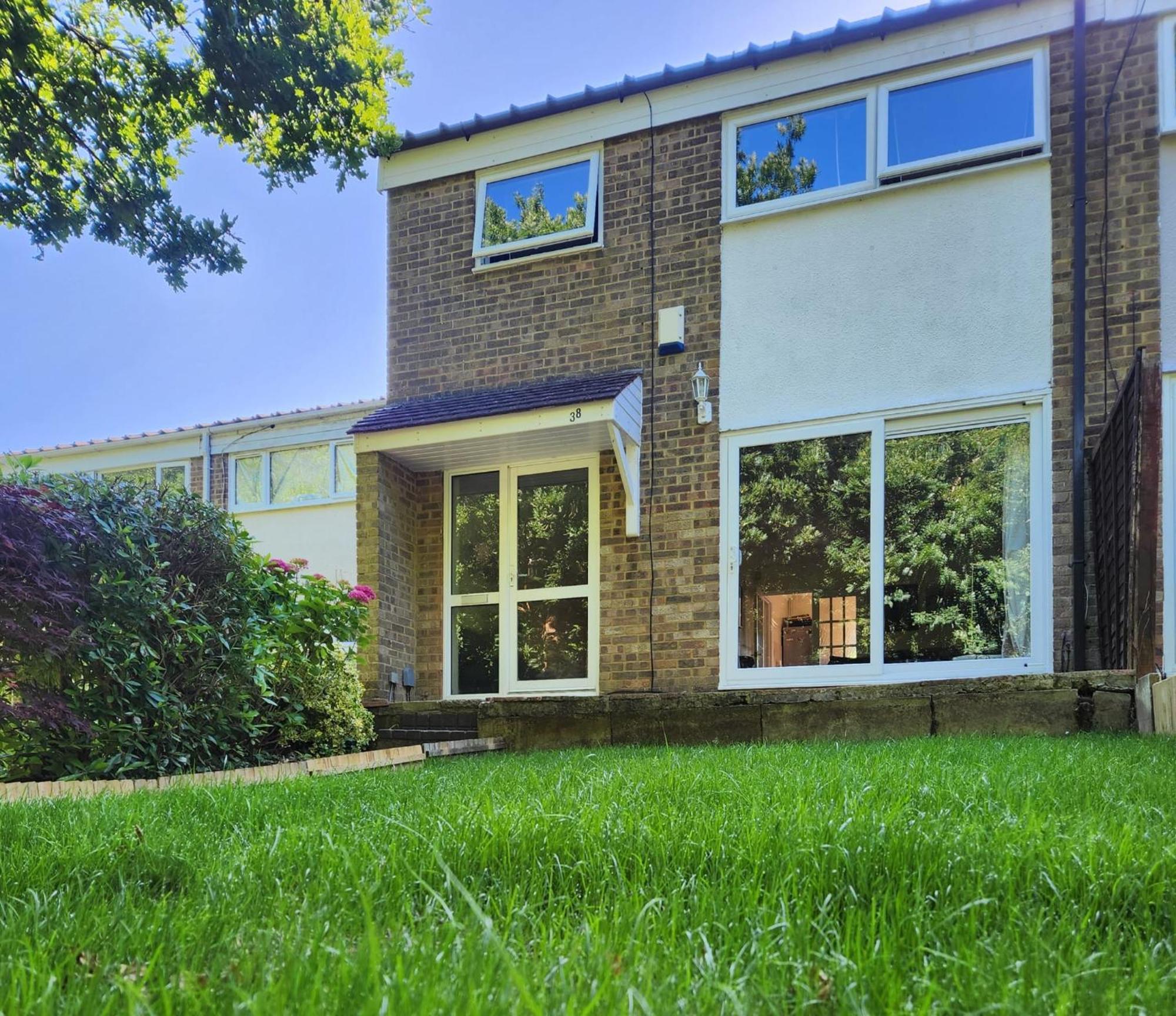 Double Room In Crawley,Gatwick,West Sussex Ifield Ngoại thất bức ảnh